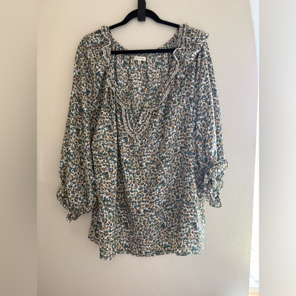 Max Studio- SZ 2X - Elegant Floral Women's Blouse